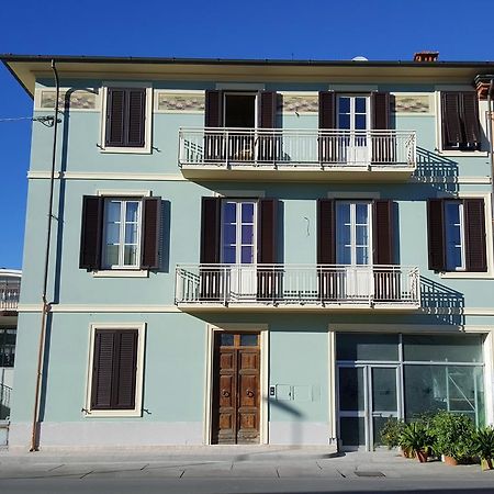 Fiore Di Loto Hotel Capannori Esterno foto